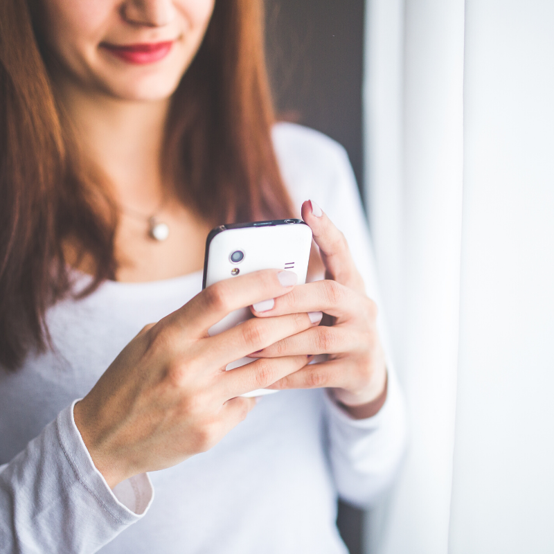 Impact of cell phone blue light on skin