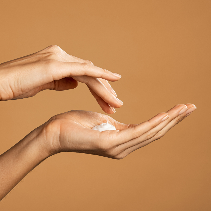 How to choose a moisturiser for your skin? | Dr. Divya Sharma