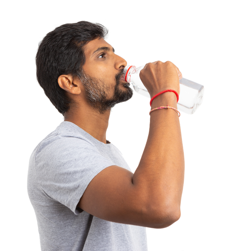 Can drinking water hydrate my skin? | Dermatologist in Bangalore